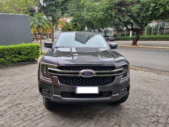 FORD RANGER 3.0 V6 TURBO DIESEL CD XLT 4X4 AUTOMÁTICO FORD RANGER 3.0 V6 TURBO DIESEL CD XLT 4X4 AUTOMÁTICO
